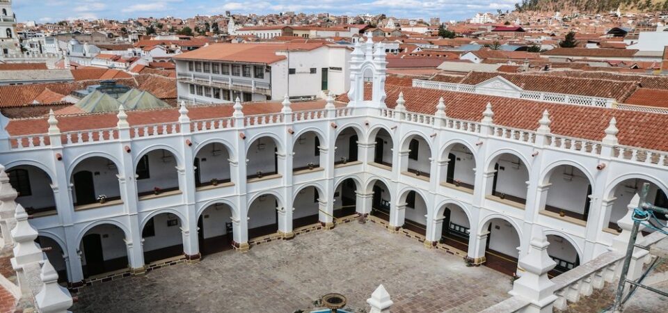 Rondreis door Bolivia 21 dagen plein Sucre